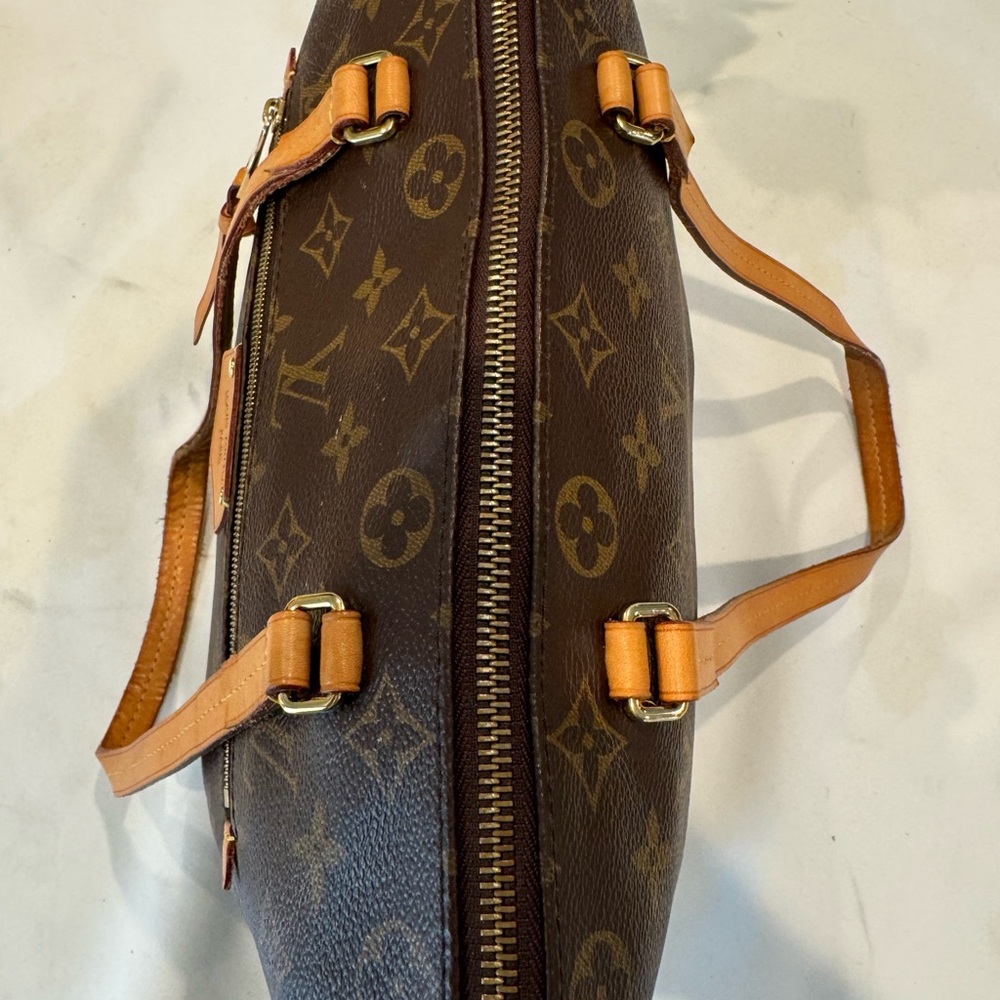 Authentic Louis Vuitton Lena MM bag - Picture 15 of 16